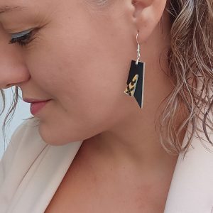 ASIMÉTRICO COLOR NEGRO